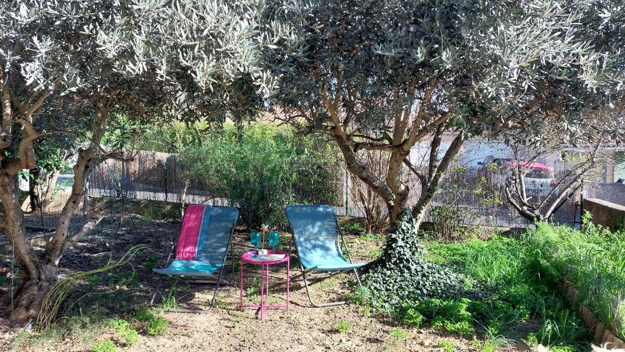 Villa 80 M2 Jardin Terrasse 3 Chambres Provence Volx Kültér fotó